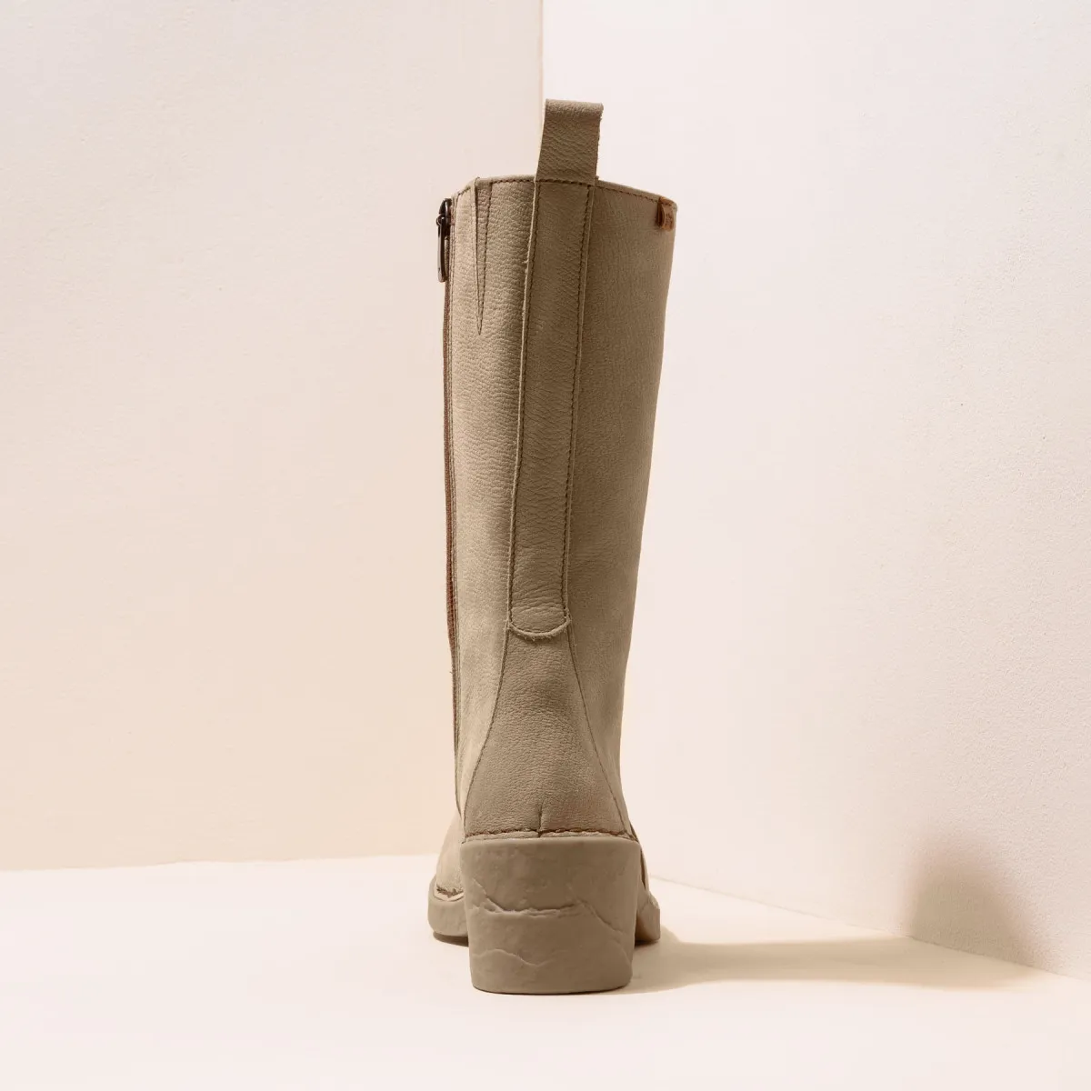 Bottes mi-hautes à talon en cuir doux - Beige