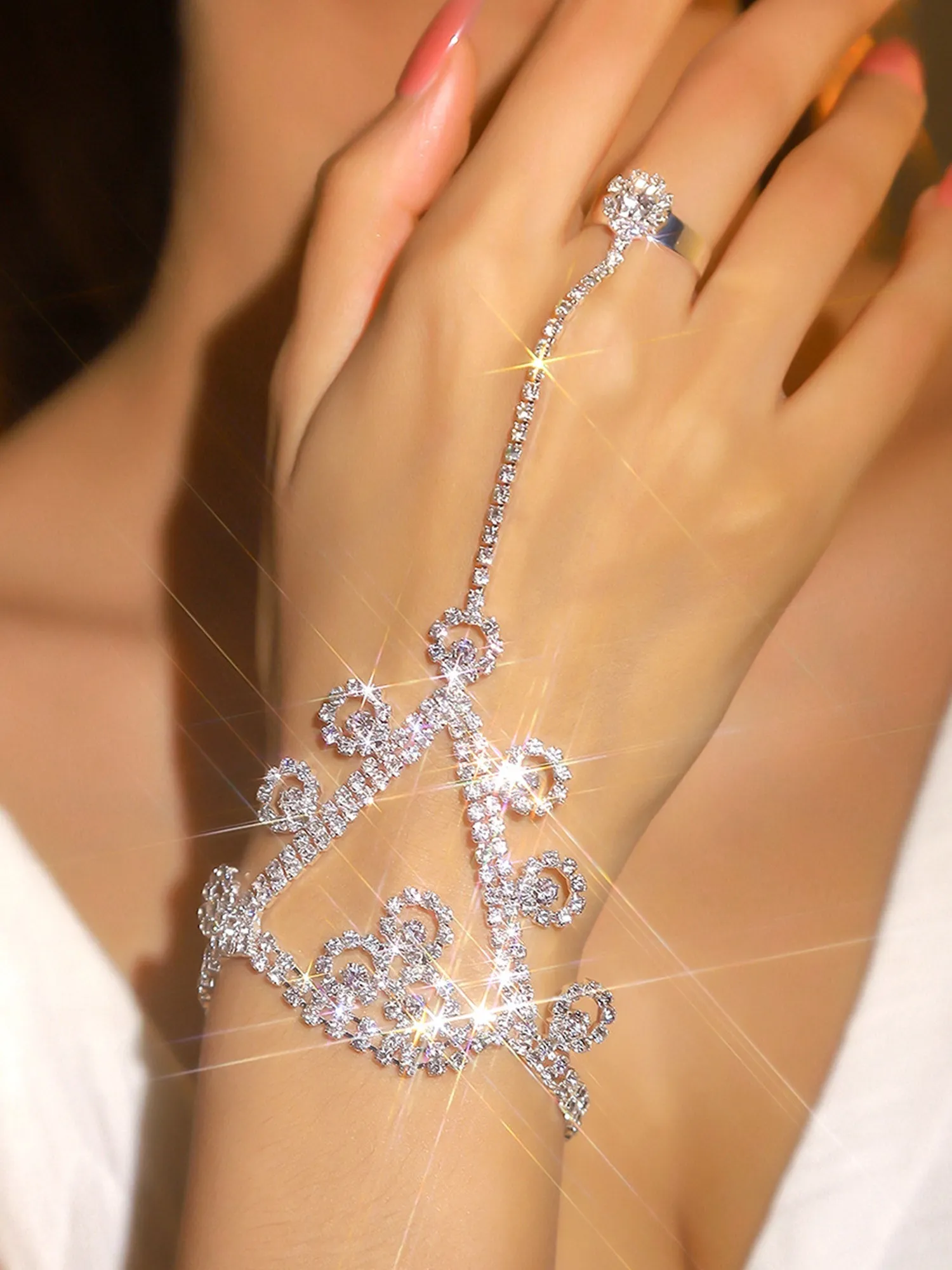 Bracelet Luxueux En Strass Avec Chaîne À Anneaux Ouverts