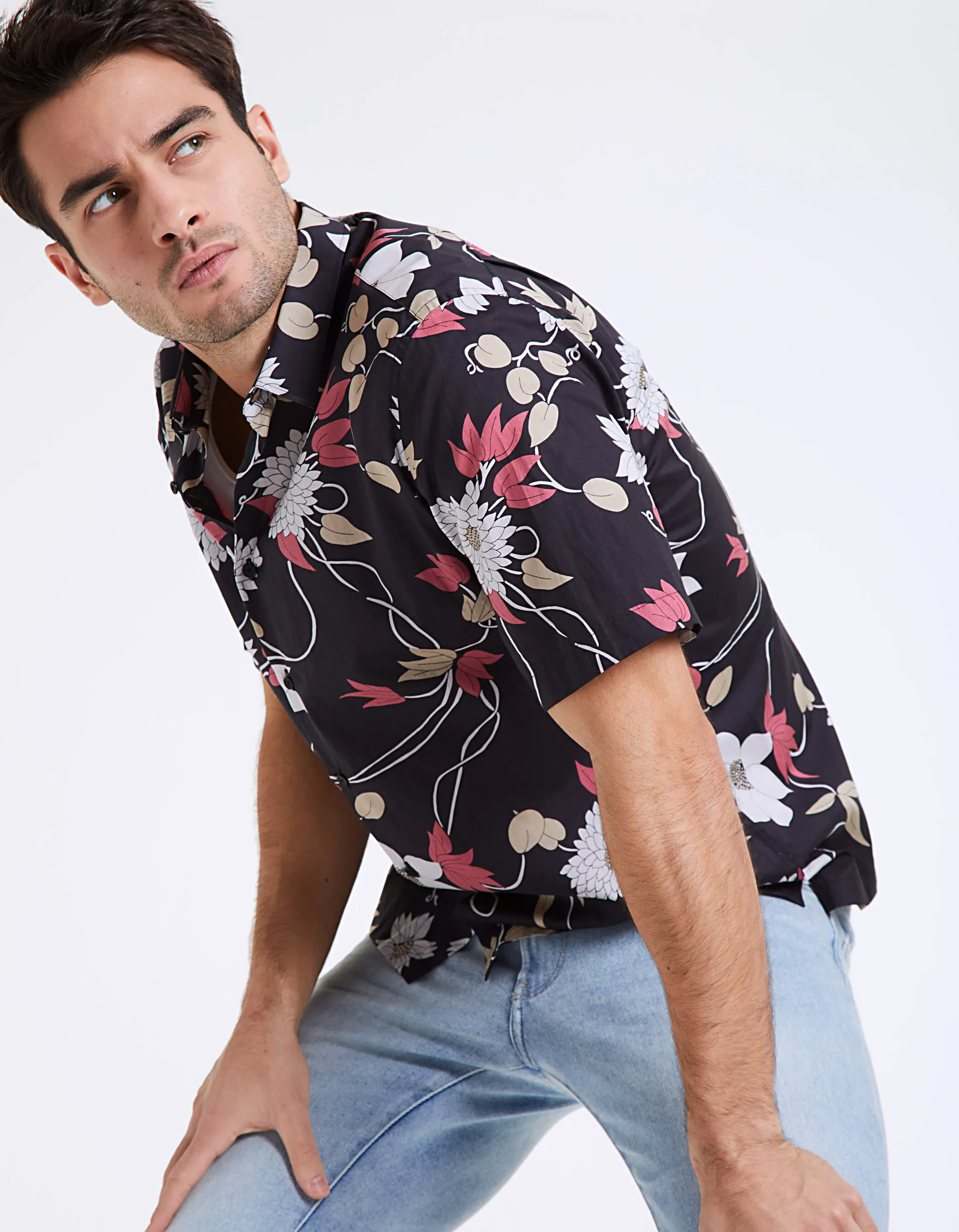 Chemise noire imprimée maxi-floral Homme