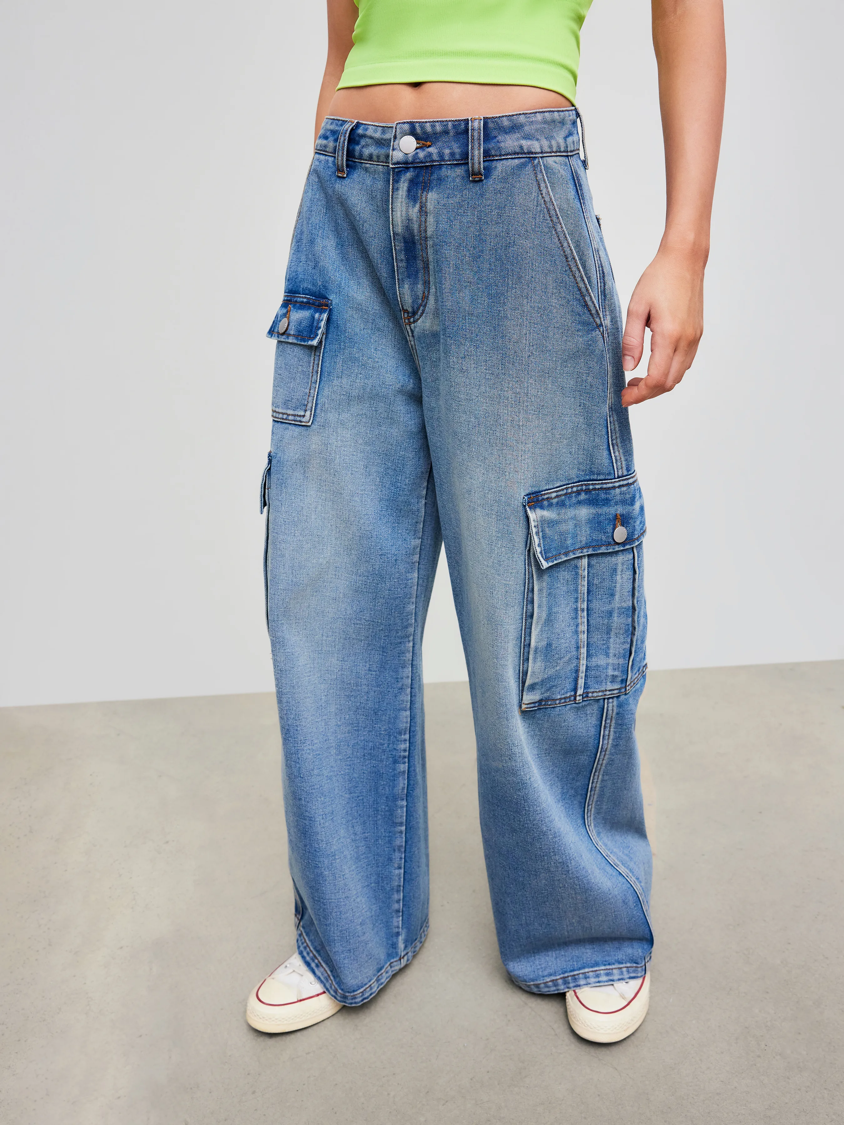 Jeans cargo taille haute en denim uni à jambes larges