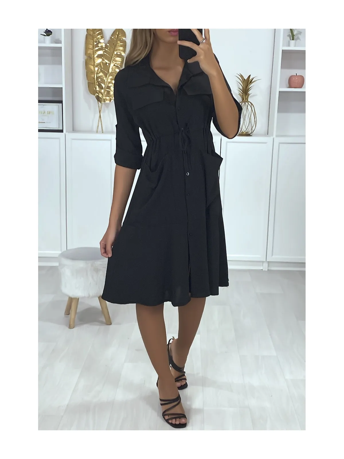 Robe chemise boutonnés avec poches et ajustable à la taille