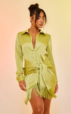 Robe chemise satinée vert citron à détail drapé et ourlet frangé